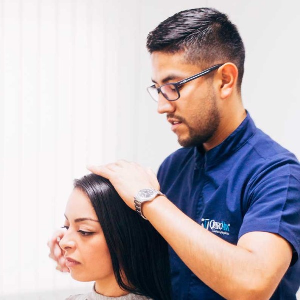 Tratamiento quiropraxia por dolor de cuello.